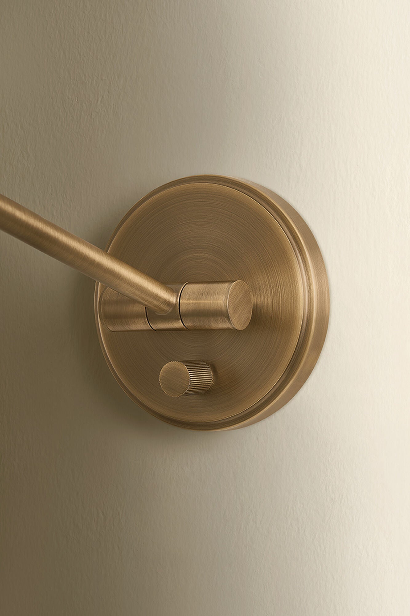 Andersen Medium Wall Sconce,